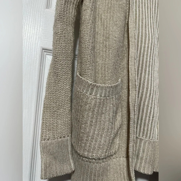 American Eagle Open Front Sweater Cardigan - Picture 6 of 12